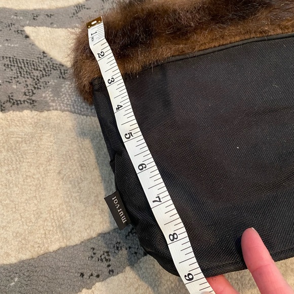 Murval black tote bag with faux fur trim- perfect for the holidays! - Picture 5 of 6
